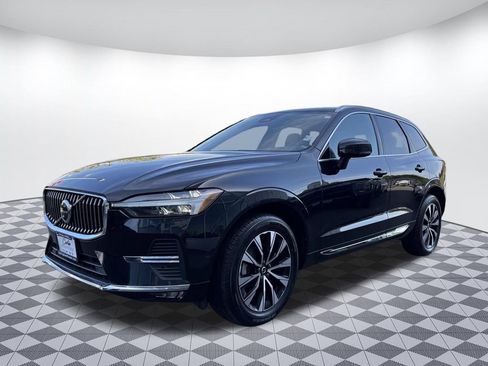 Used 2023 Volvo XC60 B5 Plus AWD/4WD image 3