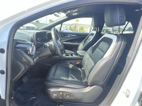 Used 2024 Chevrolet Blazer EV LT image 18