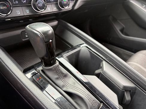 Used 2023 Honda Accord Sport image 7