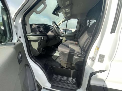 Certified 2025 Ford Transit 250 Low Roof w/ Exterior Upgrade Package RWD image 17