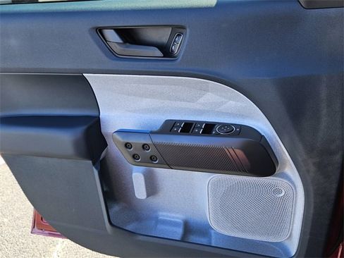 New 2025 Ford Maverick XLT w/ XLT Luxury Package image 28