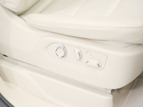 Used 2024 Cadillac Escalade Sport Platinum w/ LPO, ONYX Package image 44