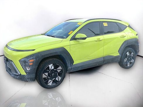 Used 2024 Hyundai Kona SEL w/ Convenience Package image 2
