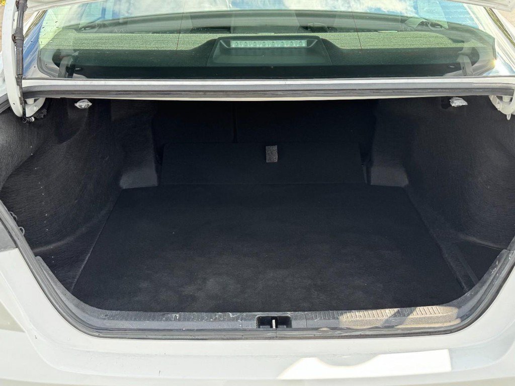 Used 2025 Toyota Camry LE FWD image 7