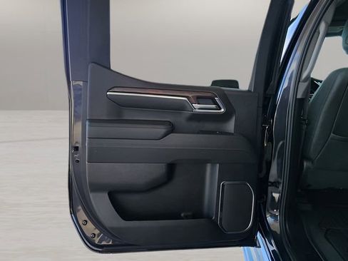 Used 2023 GMC Sierra 1500 SLT w/ SLT Premium Plus Package image 17