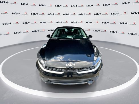 Certified 2023 Kia Forte LXS image 3