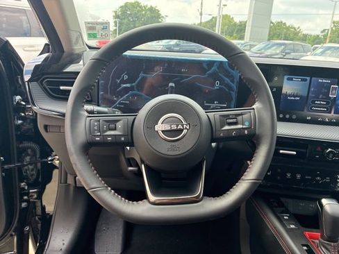 New 2026 Nissan Kicks SR w/ Cold Weather Package FWD image 21