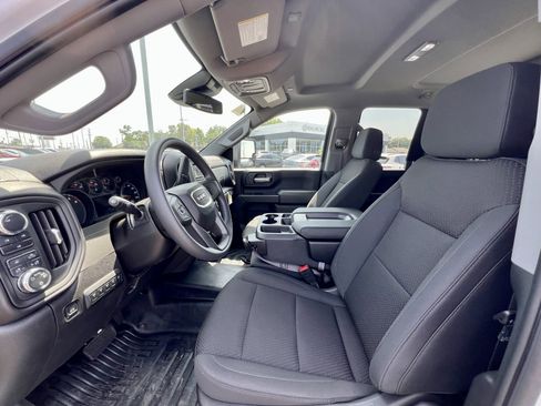 New 2025 GMC Sierra 2500 Pro w/ Convenience Package image 12