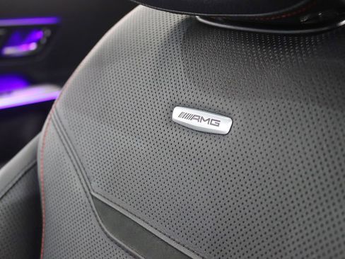 Used 2025 Mercedes-Benz GLC 43 AMG 4MATIC image 30