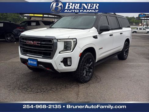 Used 2023 GMC Yukon XL AT4 w/ Technology Package AWD/4WD image 1