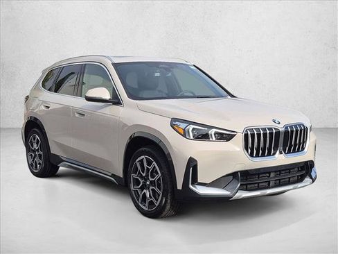 New 2026 BMW X1 xDrive28i w/ Technology Package AWD/4WD image 7