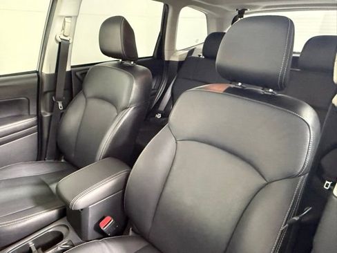 Used 2014 Subaru Forester 2.5i Touring image 42