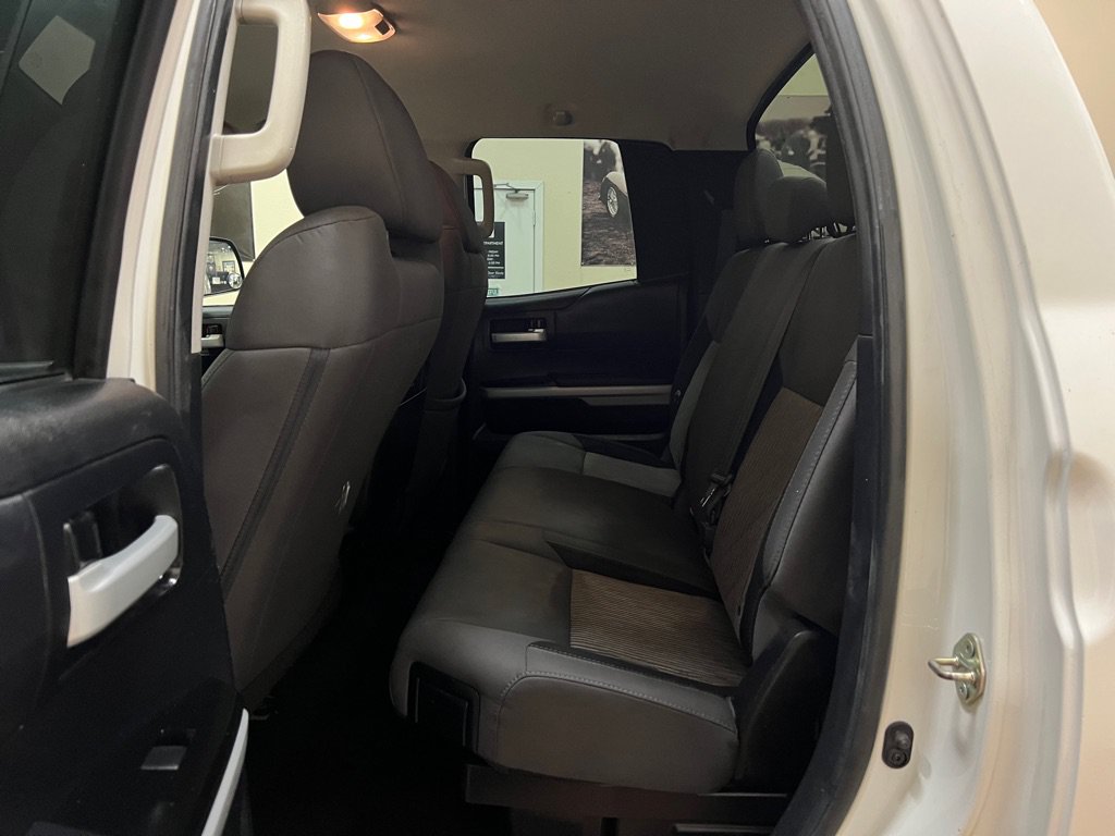 Used 2017 Toyota Tundra SR5 AWD/4WD image 19
