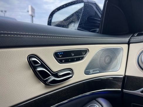 Used 2018 Mercedes-Benz S 560 Sedan image 54