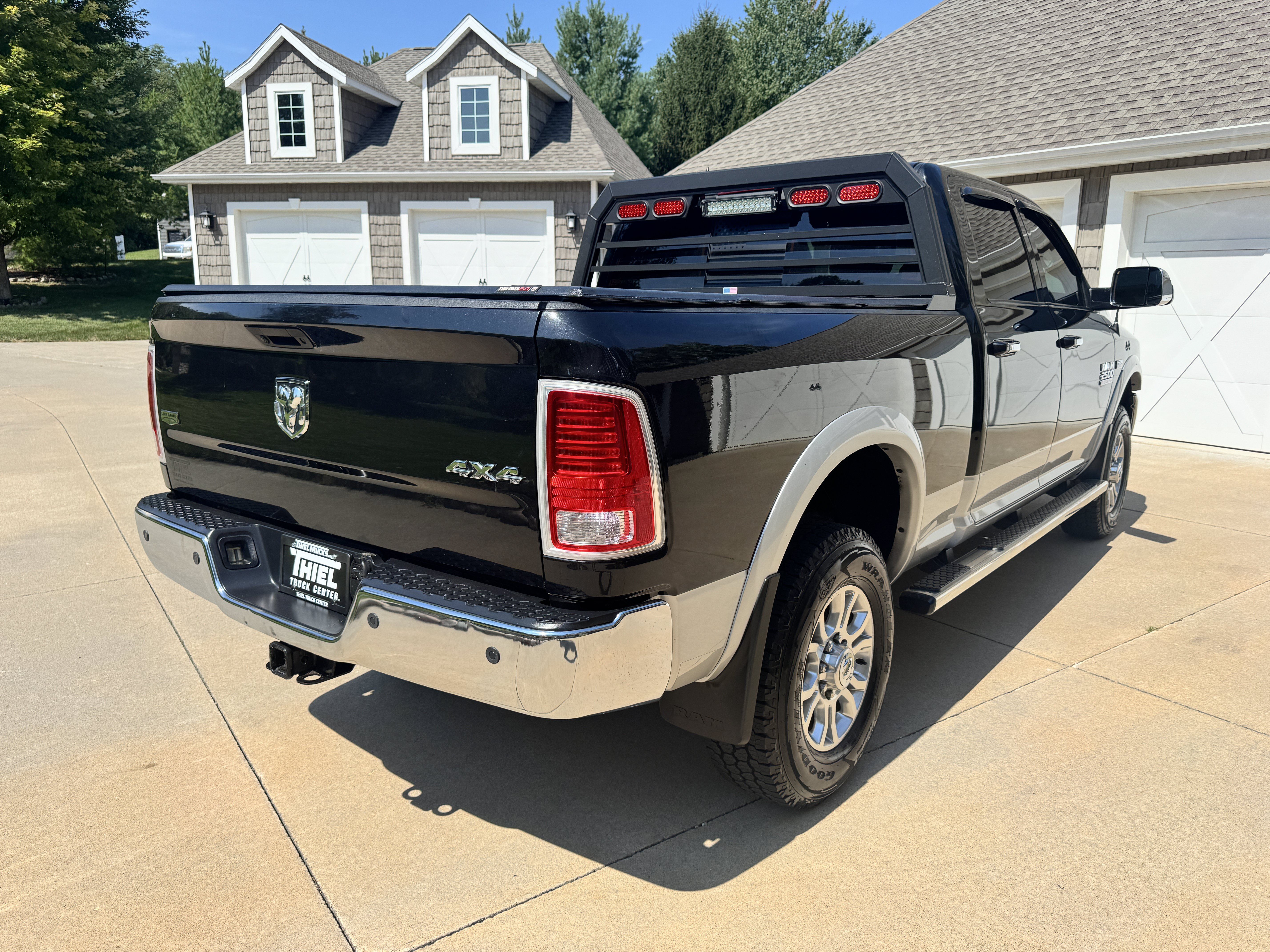 Used 2015 RAM 2500 Laramie w/ Snow Chief Group AWD/4WD image 4