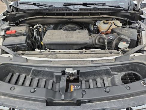 Used 2022 Chevrolet Suburban RST w/ Luxury Package image 28