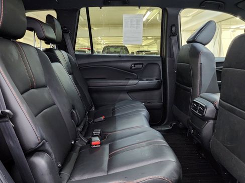 Used 2024 Honda Passport TrailSport image 19
