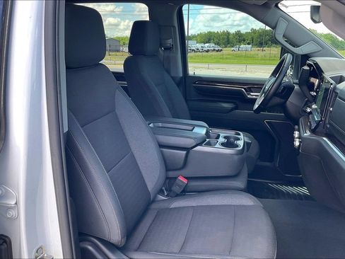 Used 2024 GMC Sierra 2500 SLE w/ SLE Value Package; AWD/4WD image 30