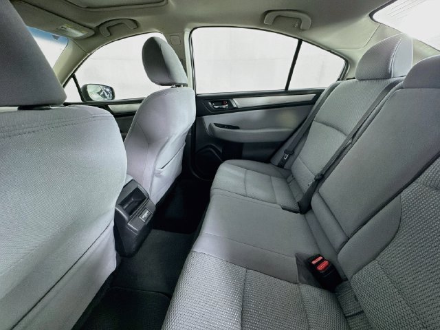 Used 2018 Subaru Legacy 2.5i Premium AWD/4WD image 21
