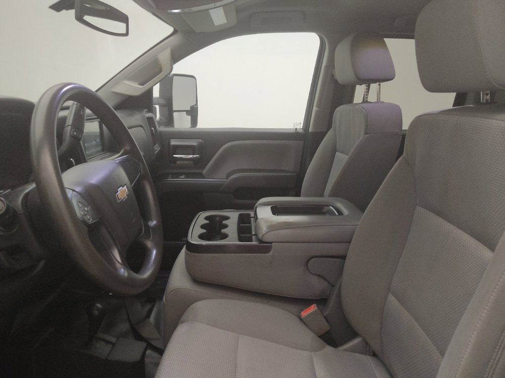 Used 2019 Chevrolet Silverado 2500 W/T AWD/4WD image 17