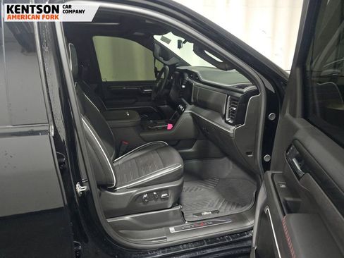 Used 2025 GMC Sierra 2500 AT4X w/ AT4X AEV Edition AWD/4WD image 12