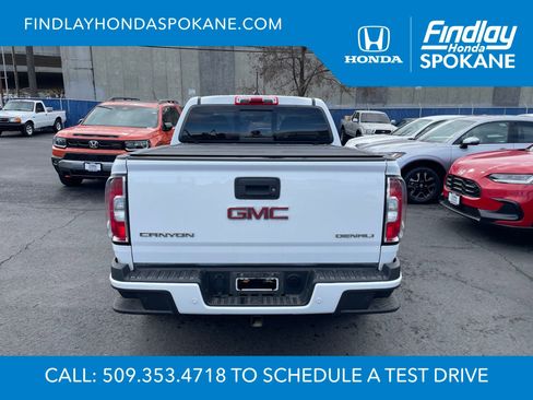 Used 2020 GMC Canyon Denali image 3