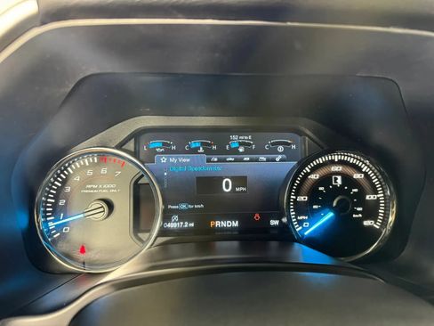 Used 2019 Ford F150 Lariat w/ Equipment Group 502A Luxury AWD/4WD image 14