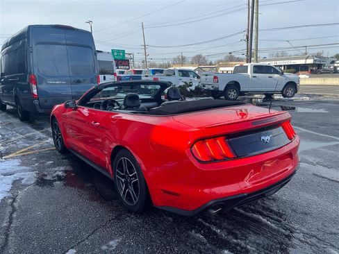 Used 2022 Ford Mustang Premium image 13