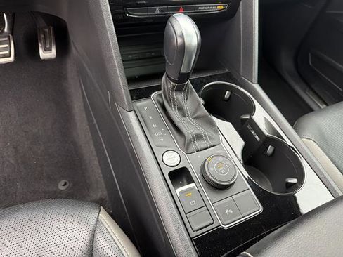 Used 2023 Volkswagen Atlas SEL R-Line image 19