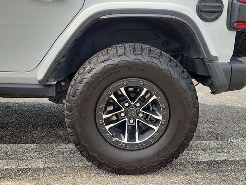 Used 2026 Jeep Wrangler Unlimited Rubicon image 32