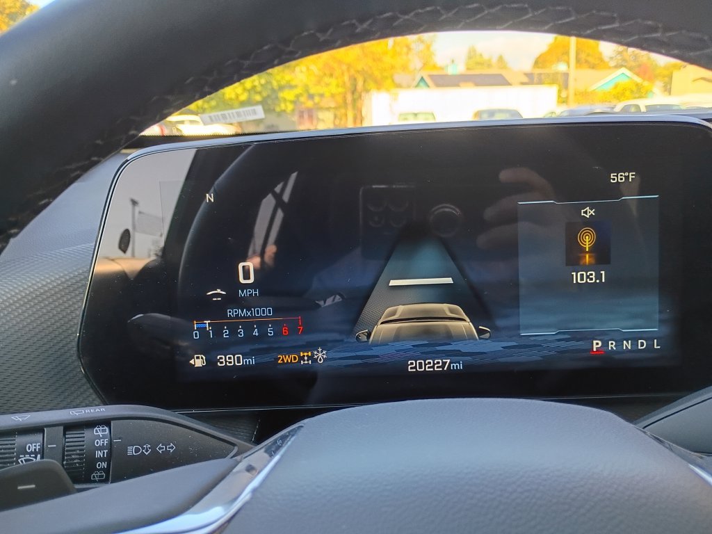 Used 2026 Chevrolet Equinox LT AWD/4WD image 24
