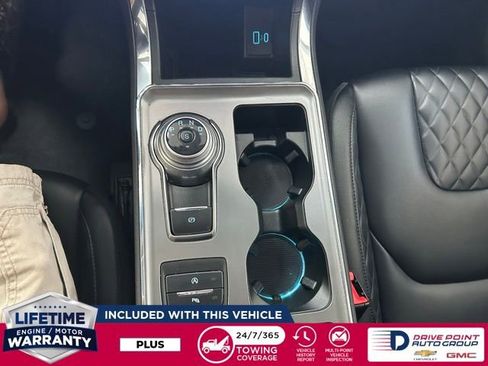 Used 2024 Ford Edge Titanium image 26