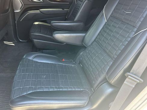 Used 2021 Cadillac Escalade Sport Platinum AWD/4WD image 20