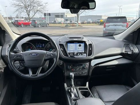 Used 2017 Ford Escape Titanium image 9
