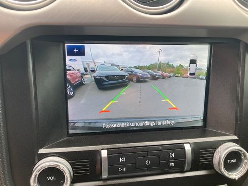 Used 2021 Ford Mustang Premium image 13