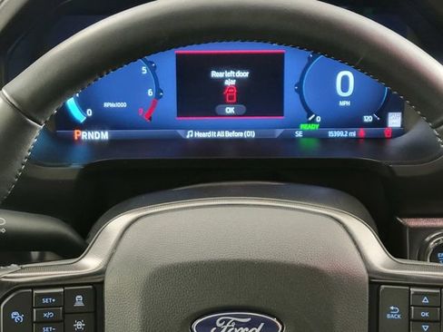 Certified 2025 Ford F150 Platinum w/ Equipment Group 702A High image 30