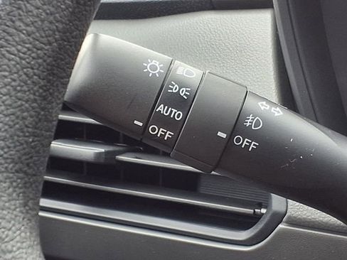 New 2026 Subaru Crosstrek 2.0i Premium AWD/4WD image 11