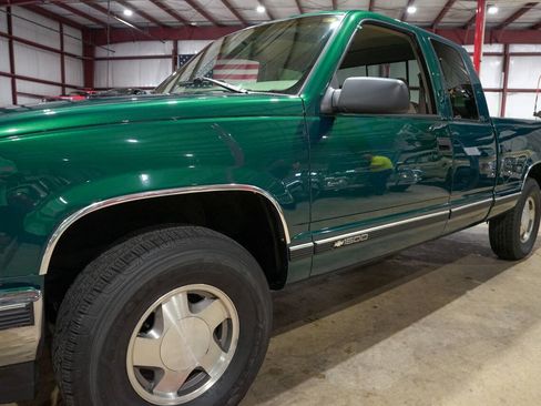 Used 1997 Chevrolet Silverado 1500 4x4 Extended Cab image 34