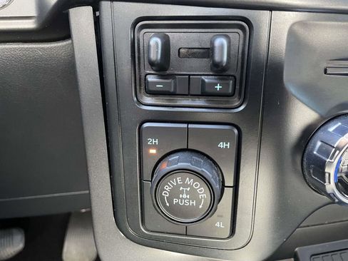 Used 2024 Ford F150 XLT w/ Equipment Group 302A MID image 26