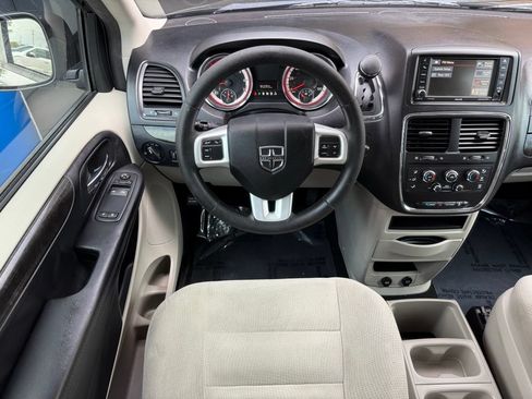 Used 2016 Dodge Grand Caravan SE w/ Quick Order Package 29E SE FWD image 22