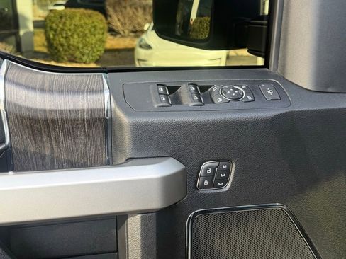 Used 2021 Ford F250 Lariat w/ Lariat Value Package image 9