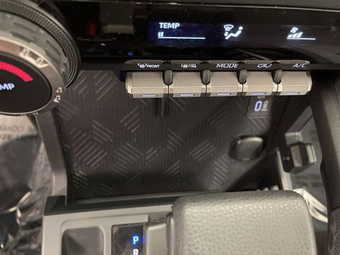 Used 2025 Toyota 4Runner SR5 image 15