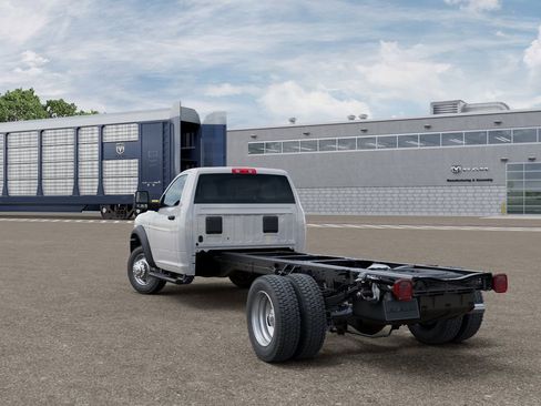 New 2026 RAM 5500 Tradesman w/ Chrome Appearance Group RWD image 3