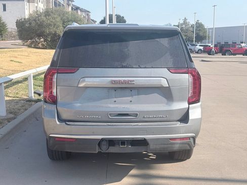 Used 2024 GMC Yukon XL Denali AWD/4WD image 5