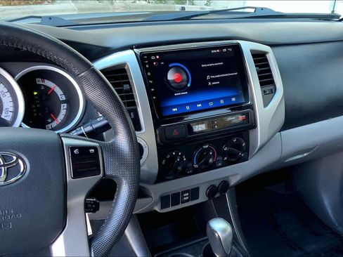 Used 2013 Toyota Tacoma 4x4 Double Cab w/ SR5 Pkg image 7