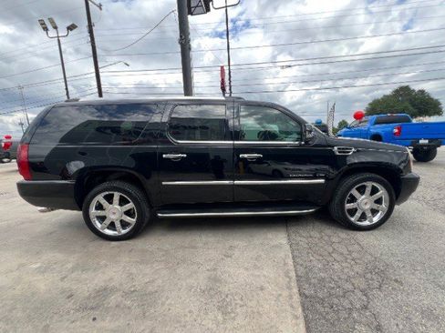 Used 2014 Cadillac Escalade ESV Luxury RWD image 5