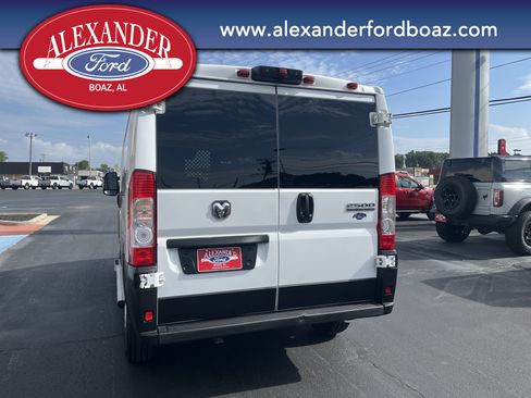 Used 2025 RAM ProMaster 2500 w/ U-Haul Equipment Group FWD image 6