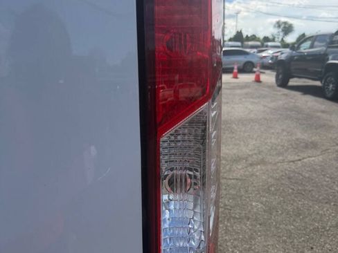 Used 2022 Ford Transit 250 Medium Roof RWD image 16