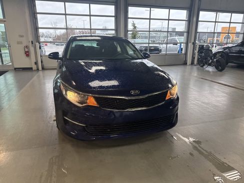 Used 2018 Kia Optima LX image 16