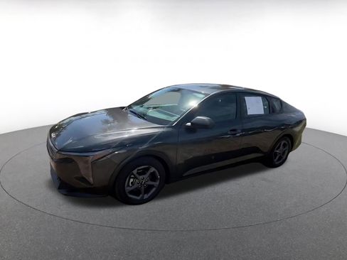 Used 2025 Kia K4 LXS FWD image 8